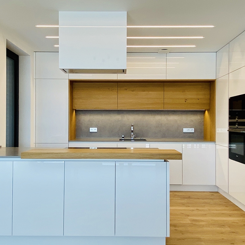 nadčasová kuchyně