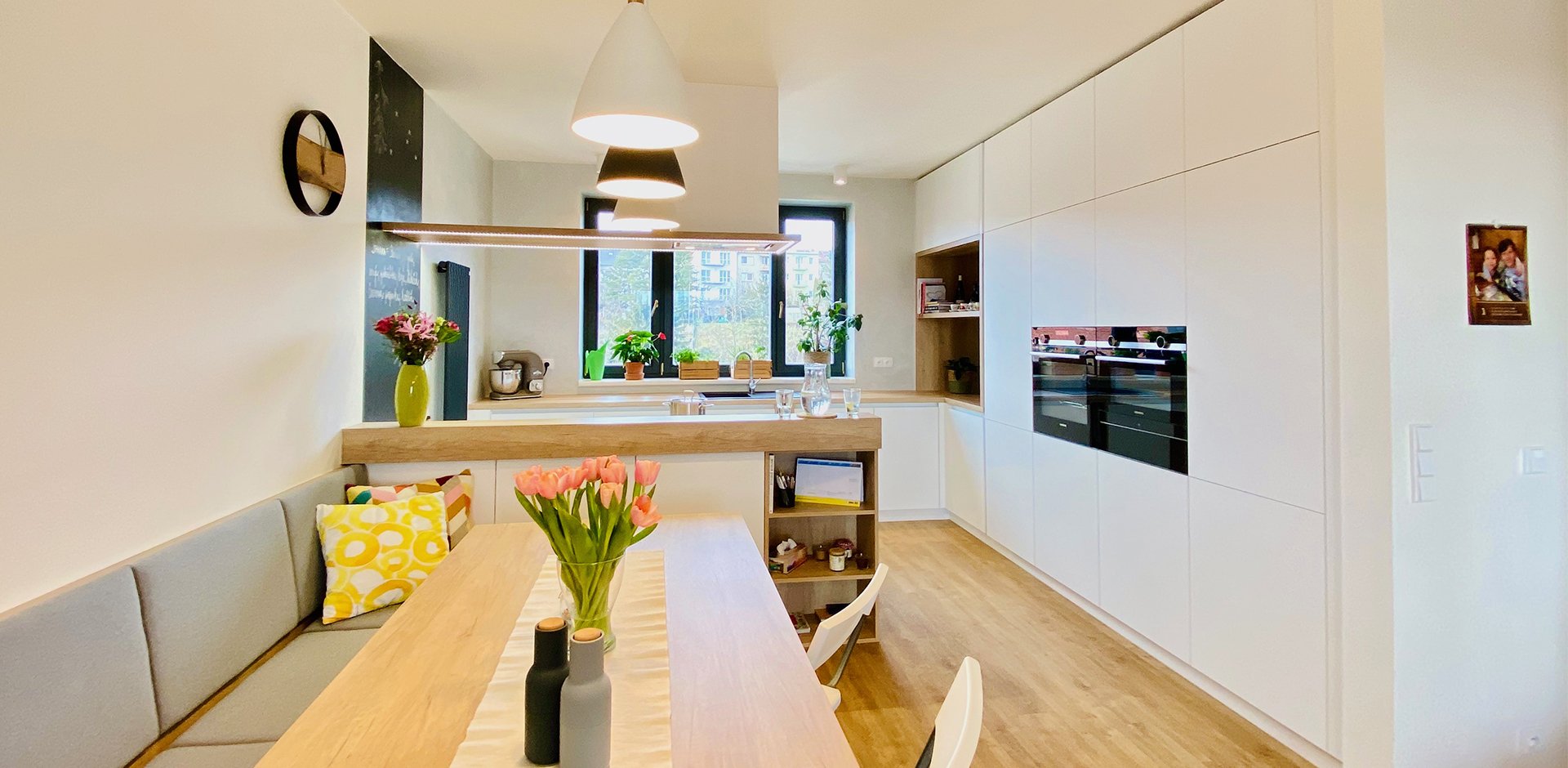 Kuchyně bez horních skříněk - 1