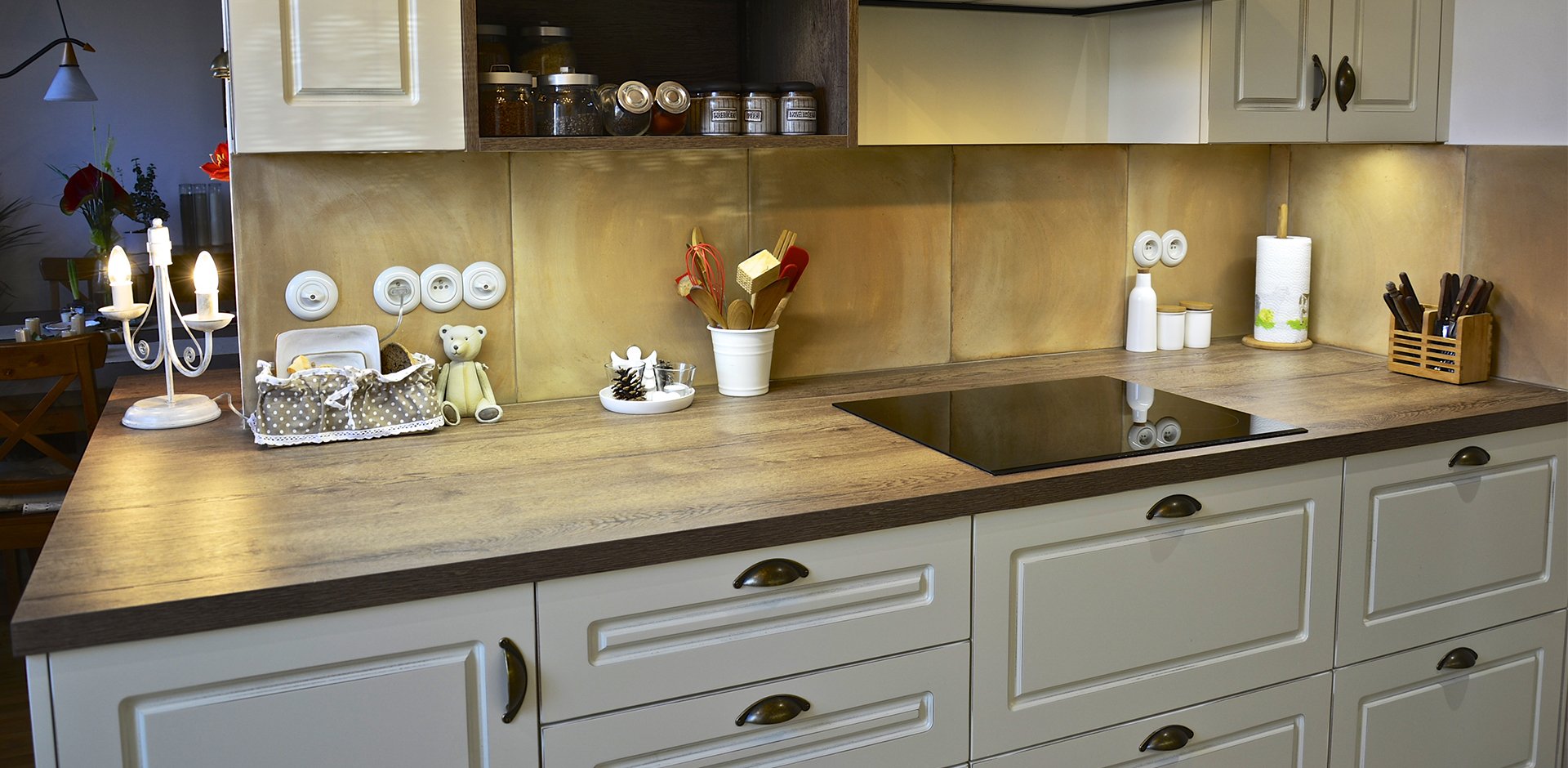 Kuchyně s patinou - 1