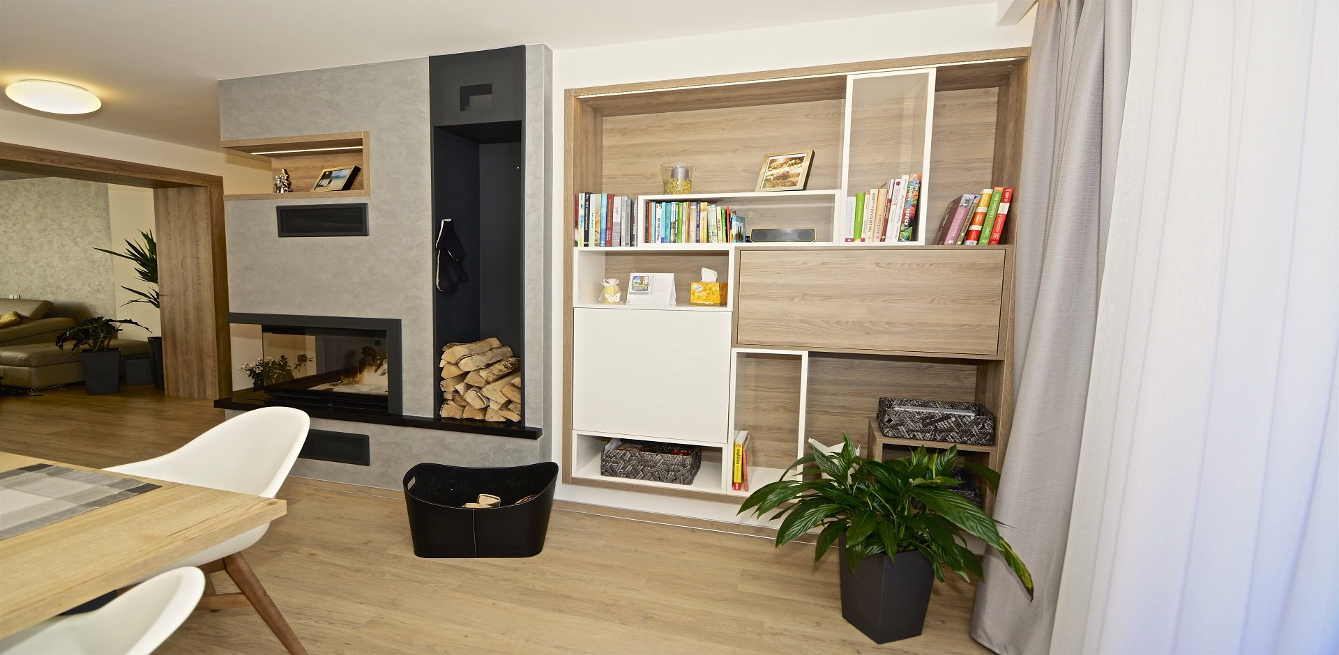 Jídelna s krbem - 1