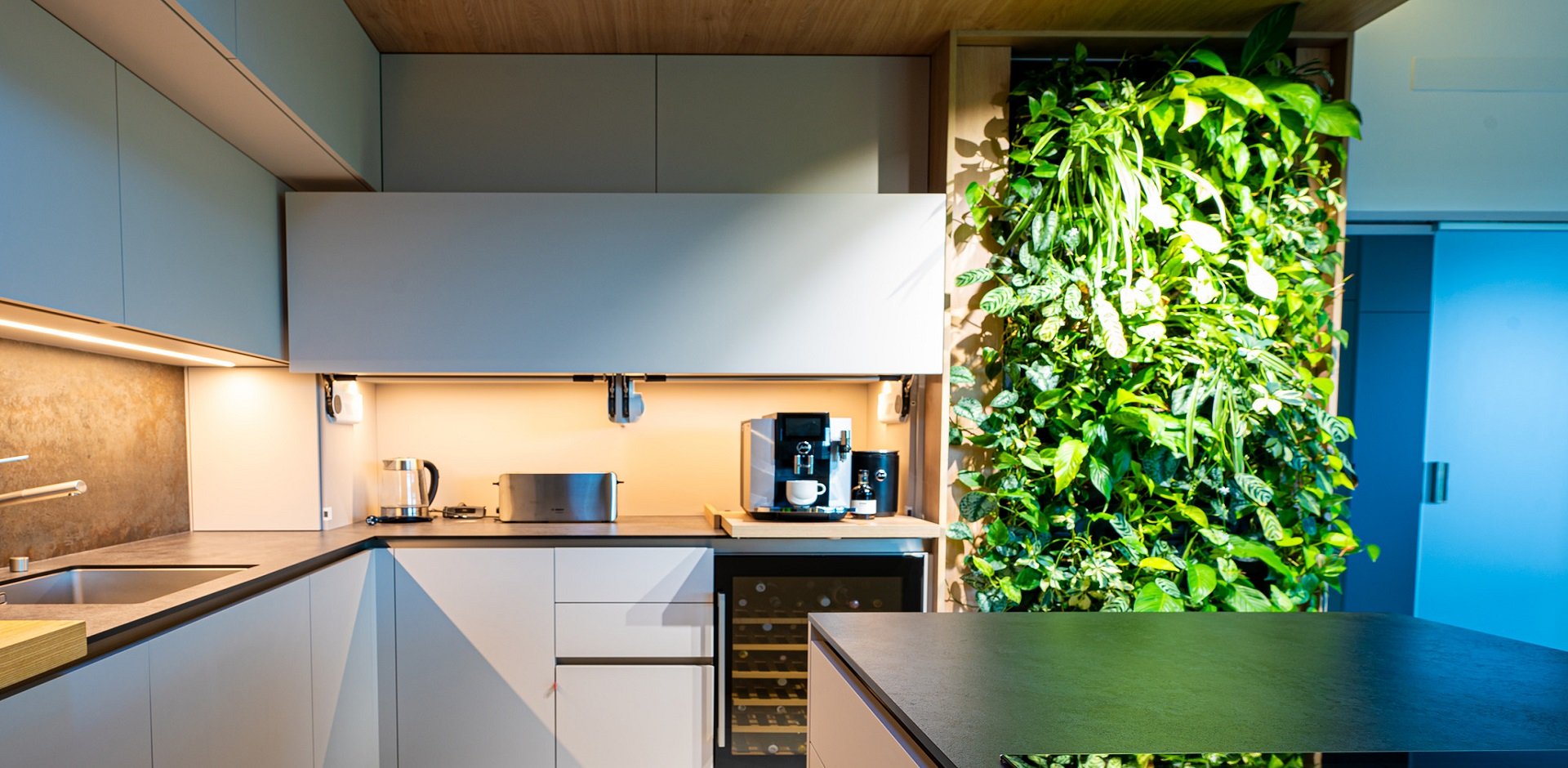 Kompletní interiér v kašmírově šedé - 1