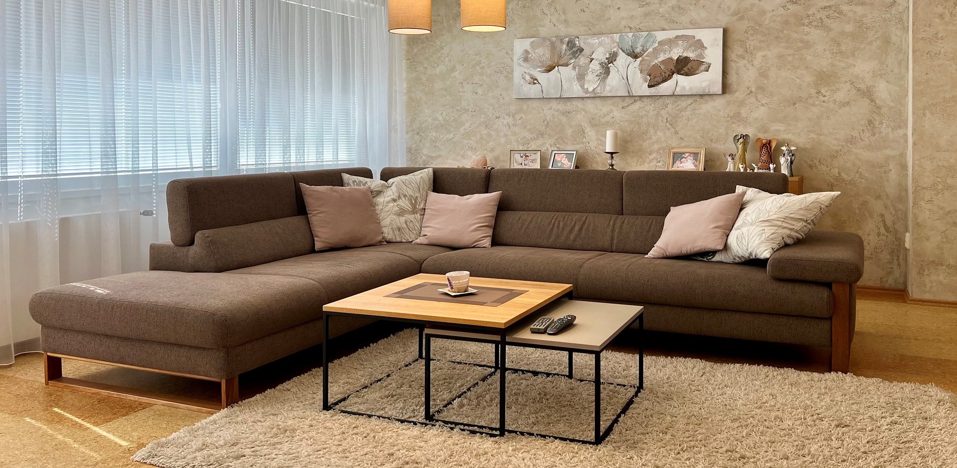 Kompletní interiér v přírodních tónech - 1