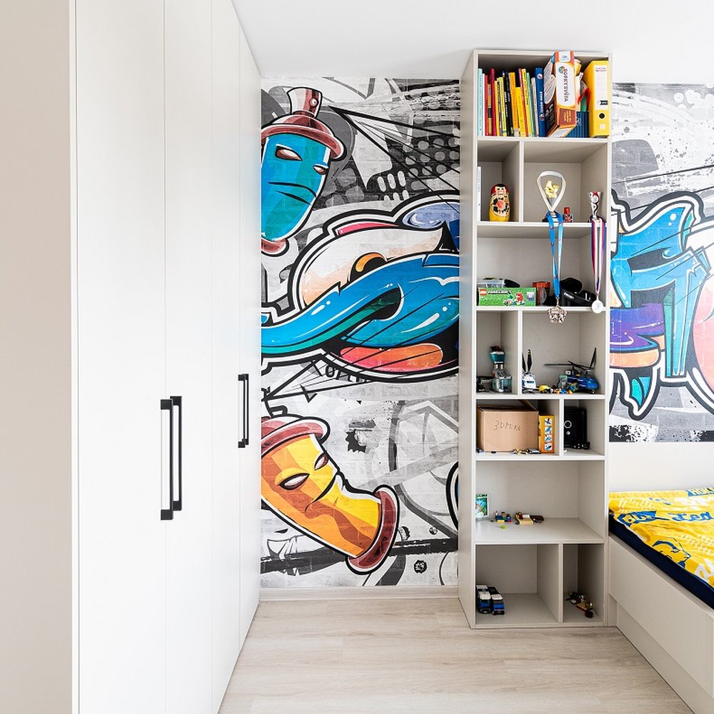 Šedý dětský pokoj