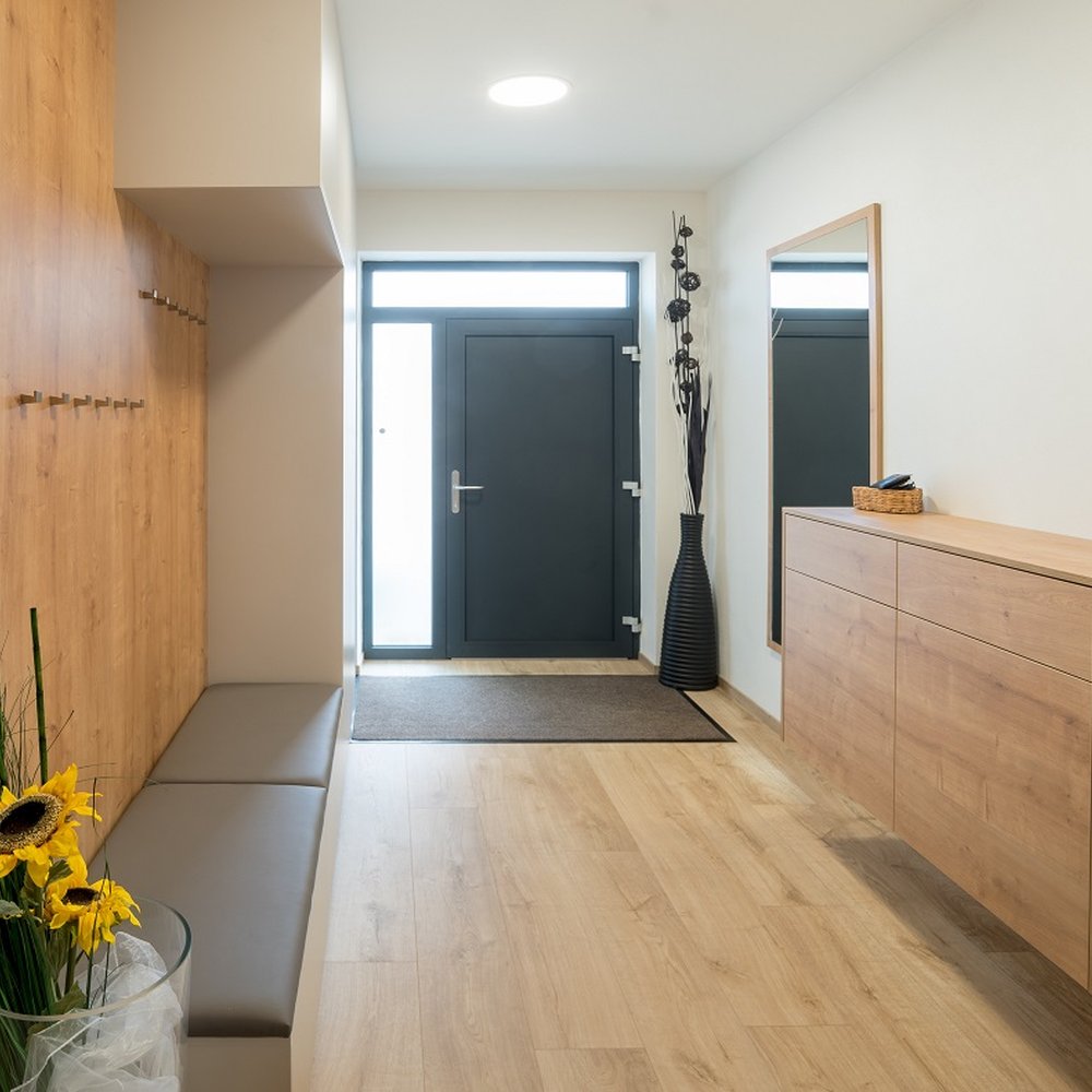 Předsíň v kašmírově šedé